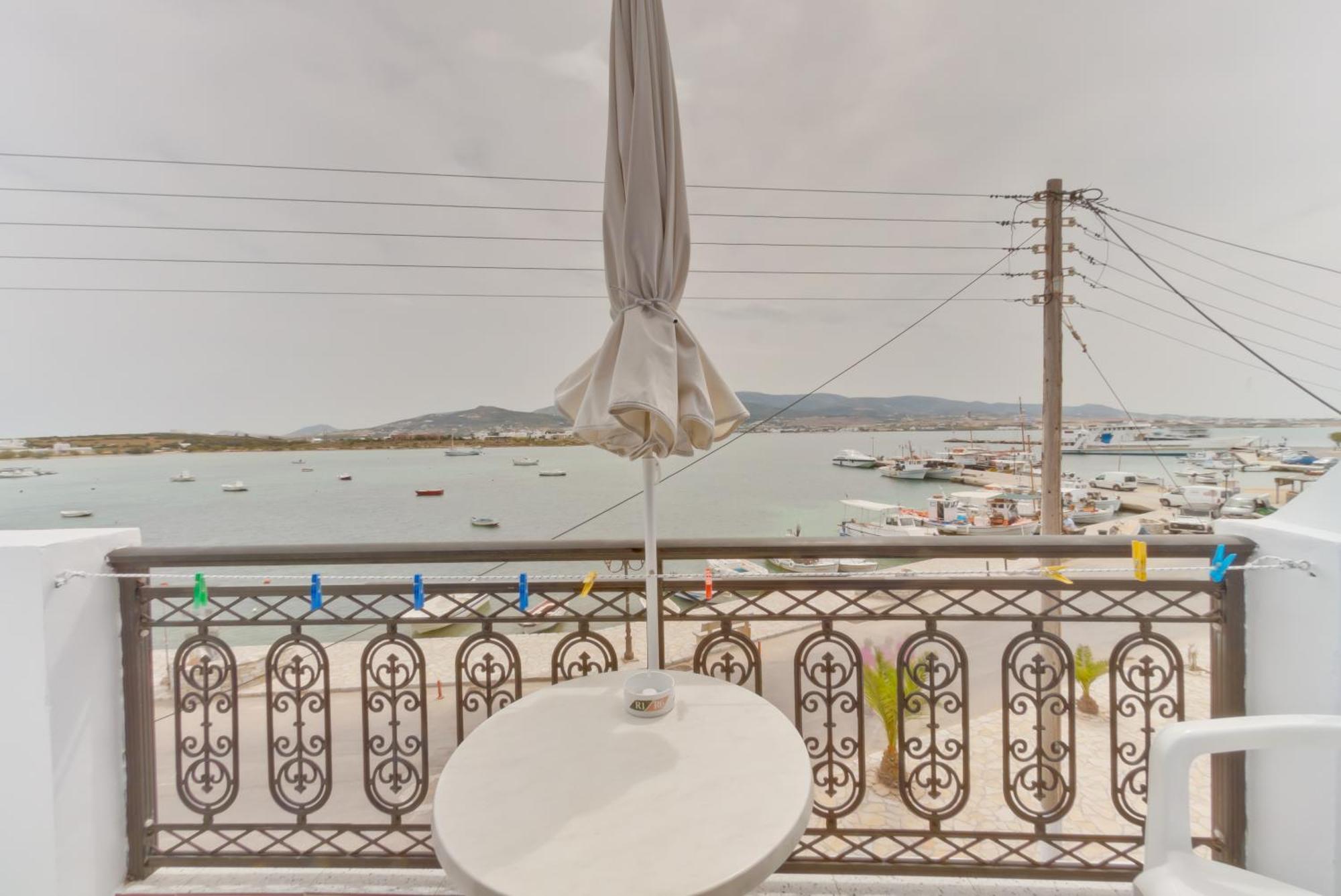 Paris Rooms Antiparos Exterior photo