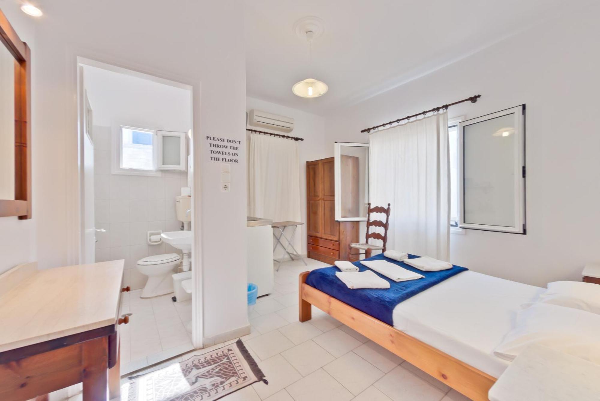 Paris Rooms Antiparos Room photo